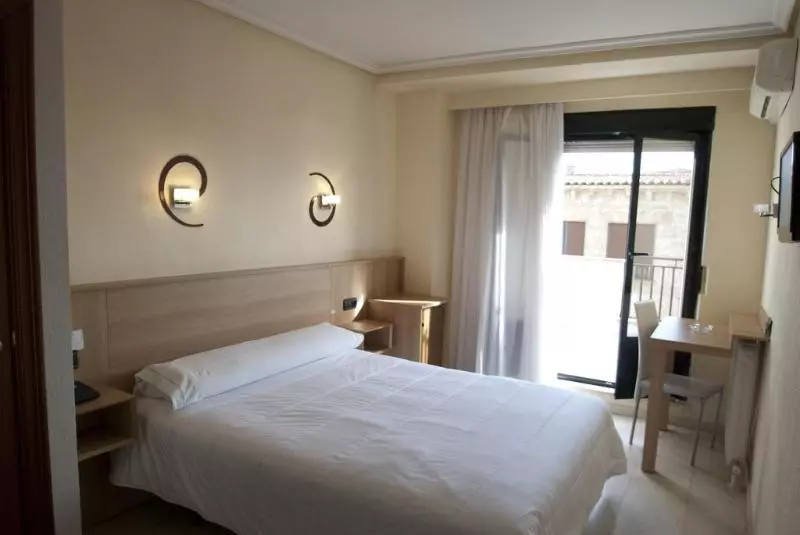 فندق Emperatriz Ii