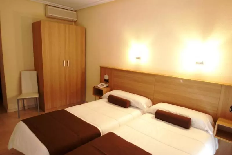 فندق Emperatriz Ii