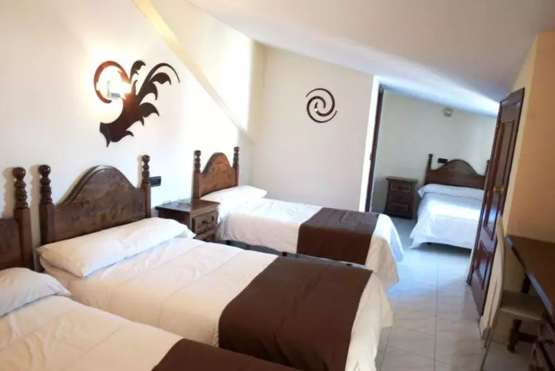 فندق Emperatriz Ii