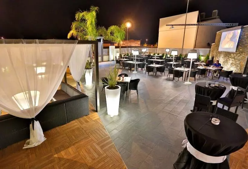 Hospedium Hotel Triana