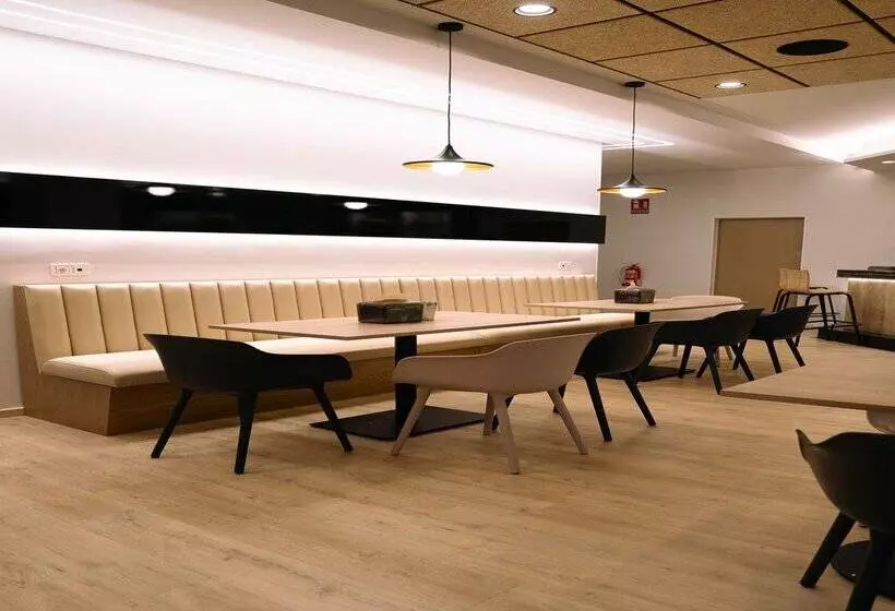 Hospedium Hotel Triana