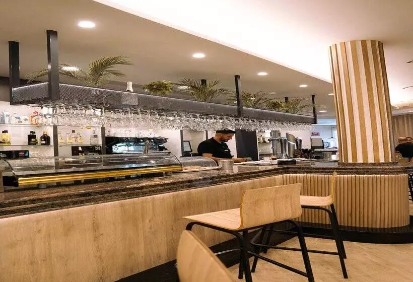 Hospedium Hotel Triana