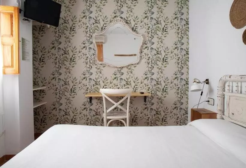 酒店 Hostal El Pozo