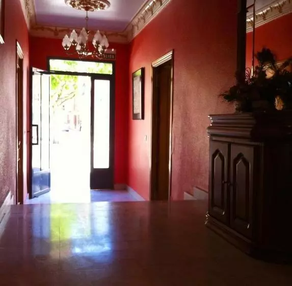 Отель Hostal Puerta La Villa