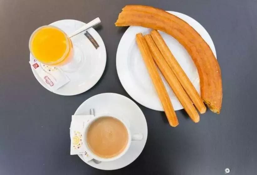 فندق Hostales Sol Cristina Y Sol Cristina Dos