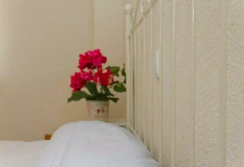 فندق Hostales Sol Cristina Y Sol Cristina Dos