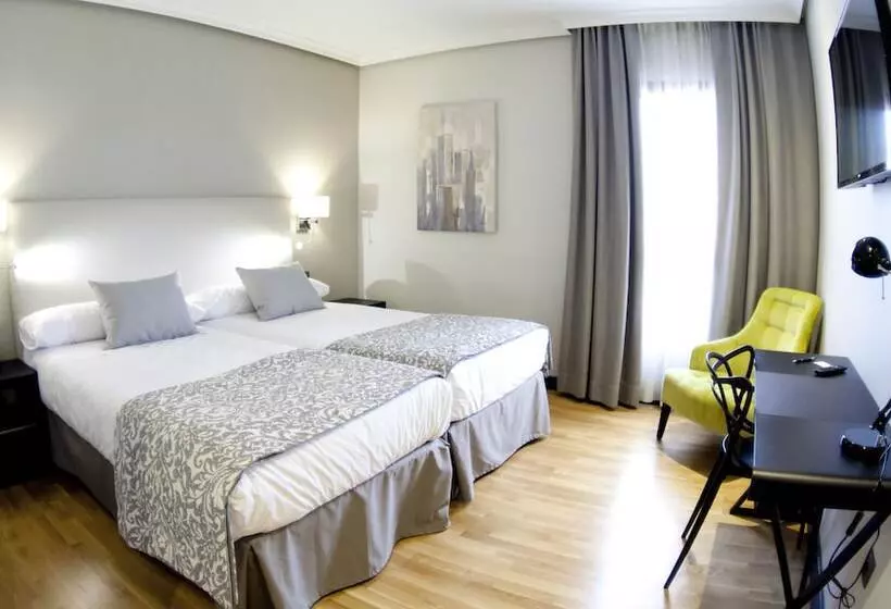 فندق Parque Real