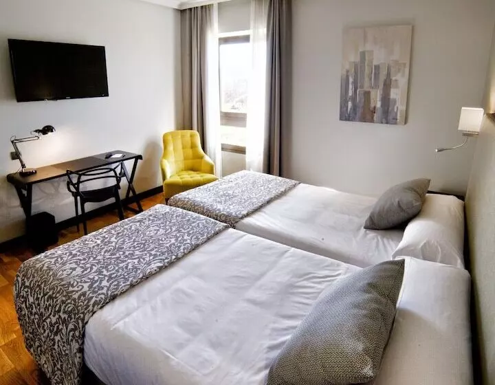 فندق Parque Real