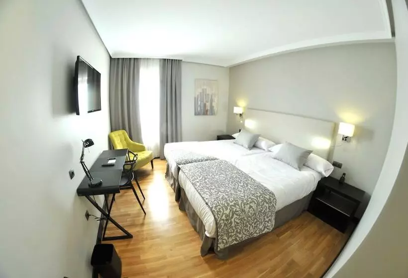 فندق Parque Real