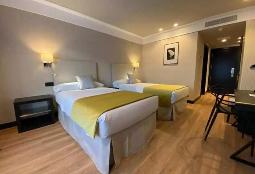 فندق Parque Real