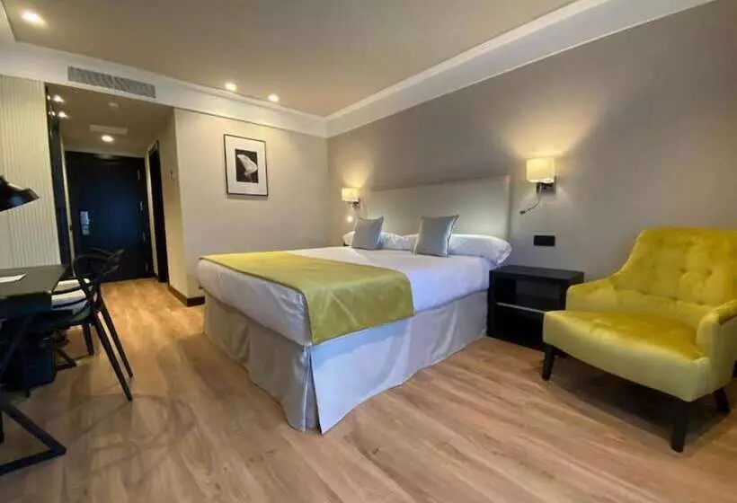 فندق Parque Real