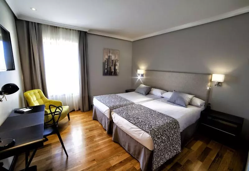 فندق Parque Real