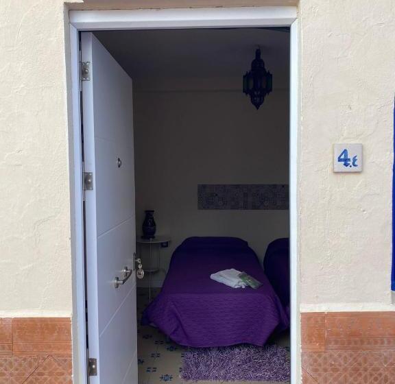 هاستل Antilla Riad