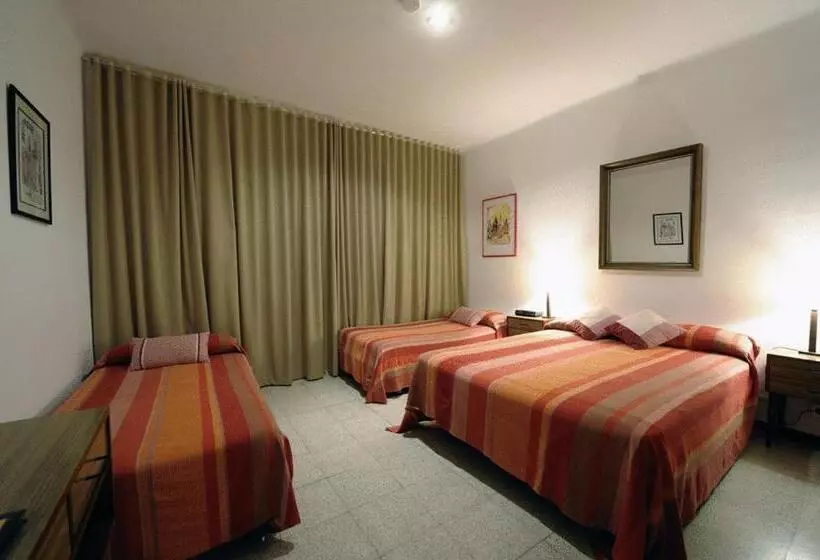 Hostal Residencia Catalina