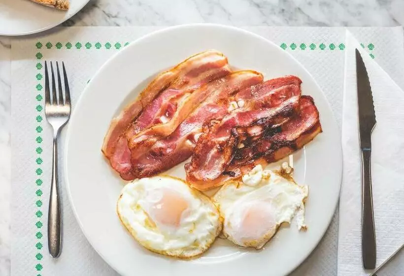 Отель Canaima Bruma 1,5 K Camino