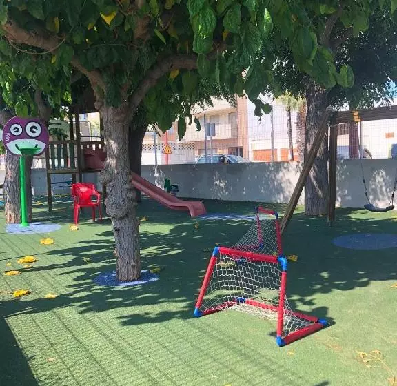 ホテル Habitaciones Camping Ferrer