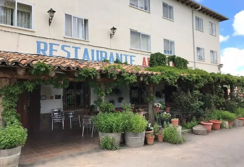 ホテル Hostal Alto Tajo