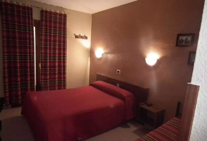 Отель Hostal La Muralla