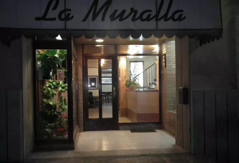 Отель Hostal La Muralla