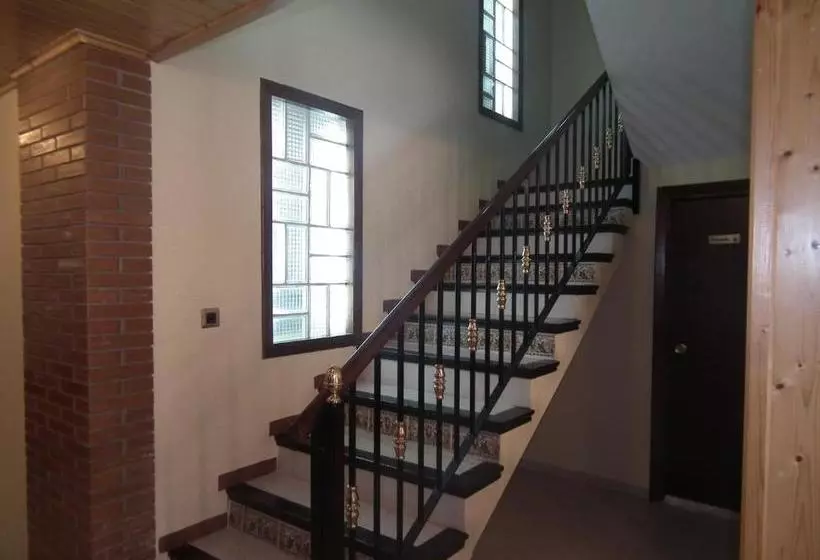 Отель Hostal La Muralla