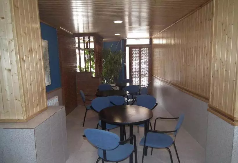 Отель Hostal La Muralla