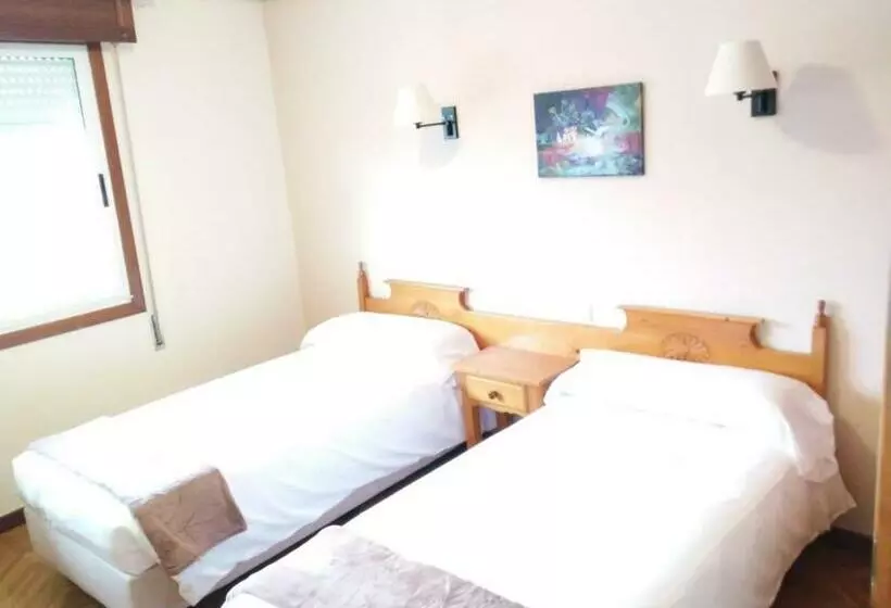 فندق Hostal San Telmo