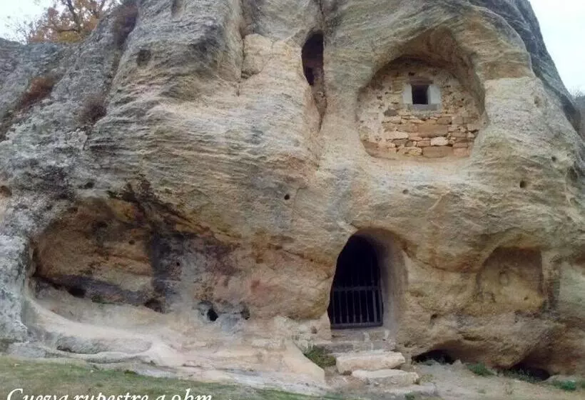 Hotel Hostal Sanpatiel