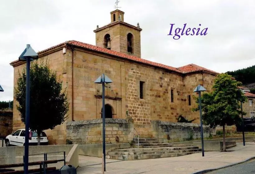 Hotel Hostal Sanpatiel