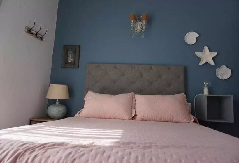 Отель Montserrat Casa Del Mar