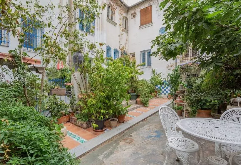 هتل Pensión Landazuri