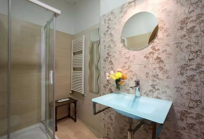 هتل Pensión Landazuri