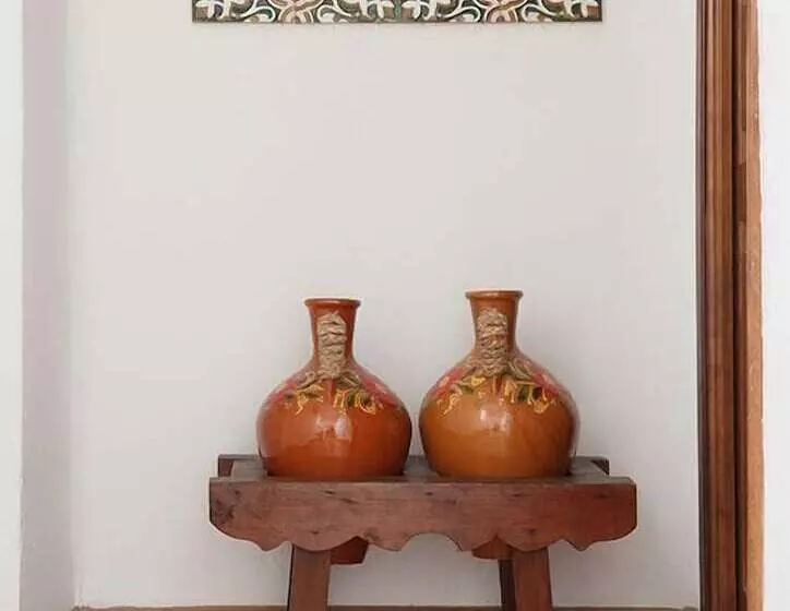 هتل Pensión Landazuri