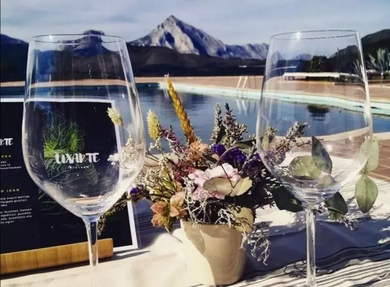 هتل Pension Uxarte