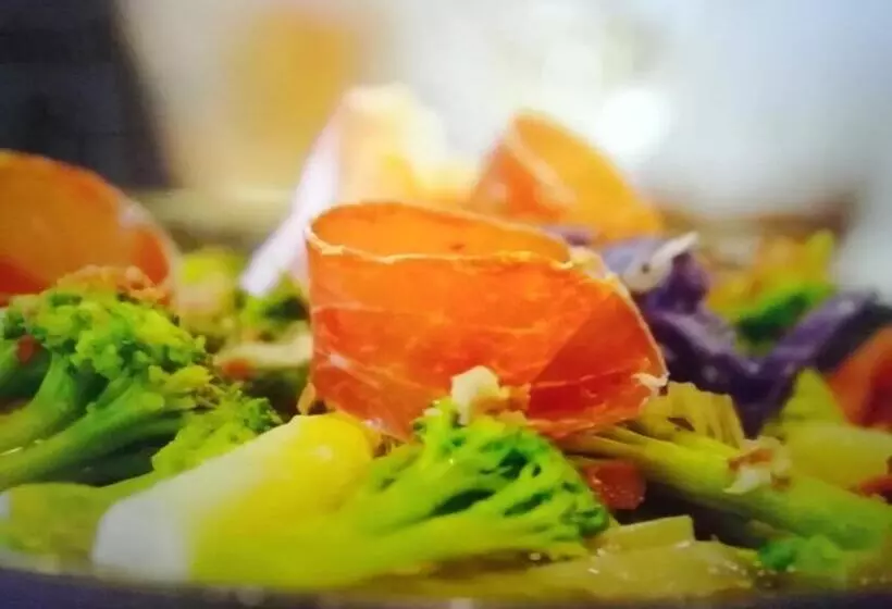 هتل Pension Uxarte