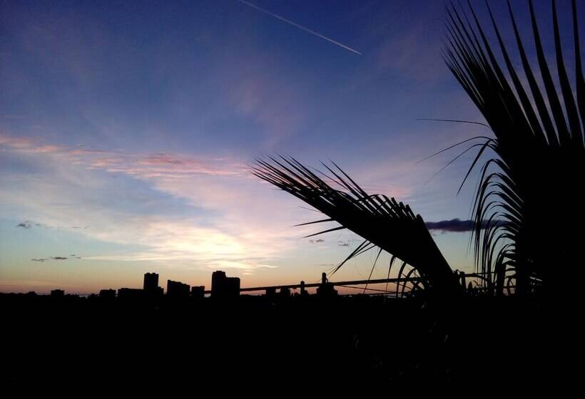 Hospedium Hotel Abril