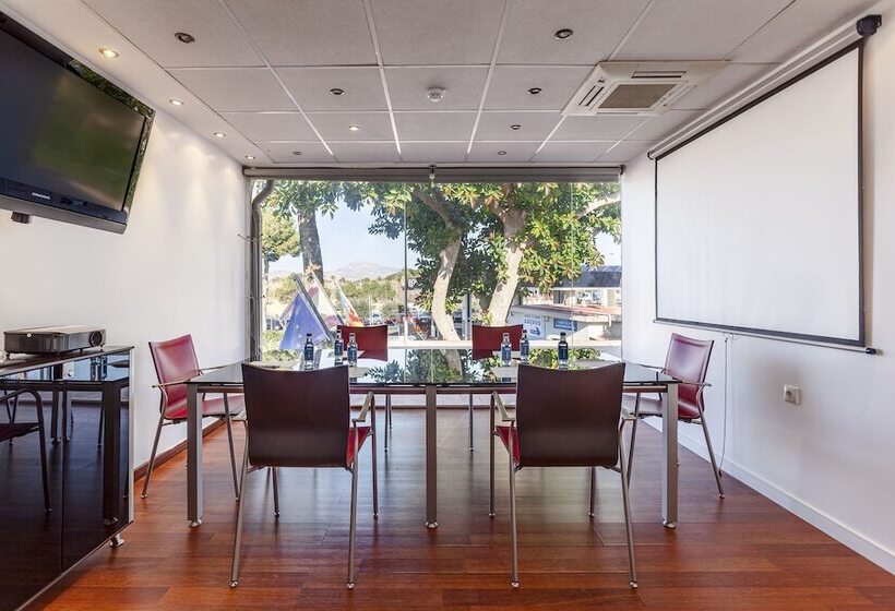 Hospedium Hotel Abril