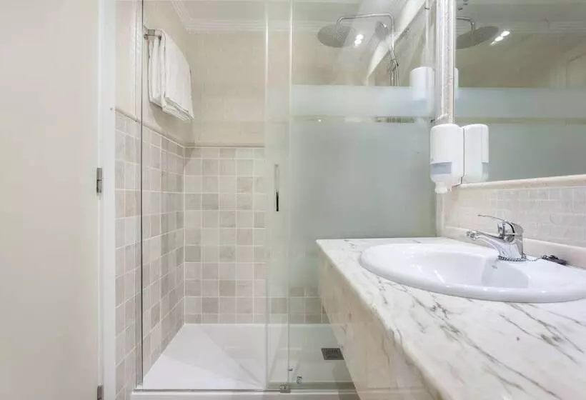 Hospedium Hotel Abril