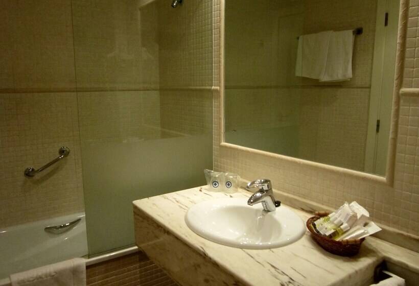 Hospedium Hotel Abril