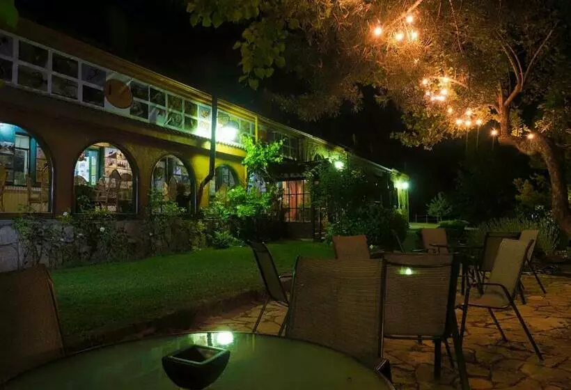 Hospedium Hostal Almanzor