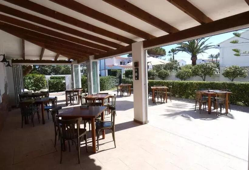 Hostal Port Fornells