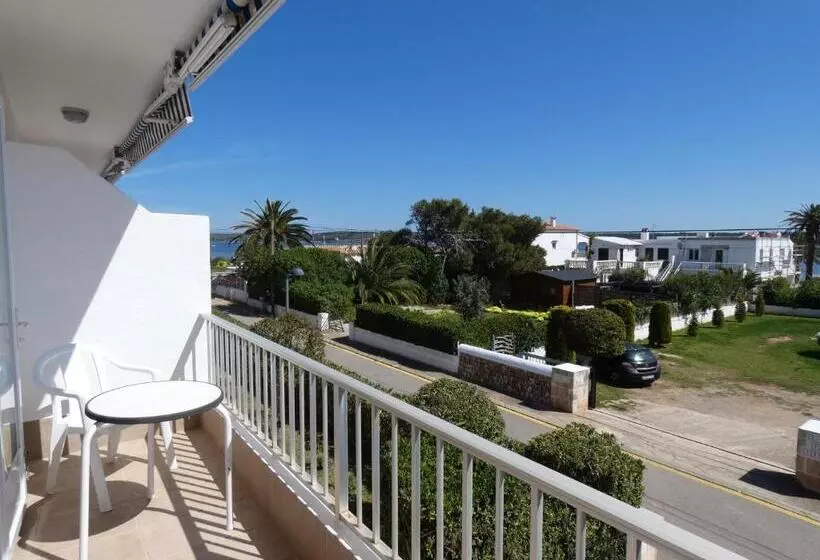 Hostal Port Fornells