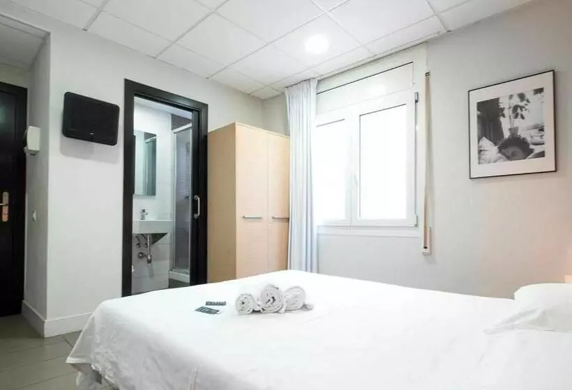 Хостел Putxet By Gaiarooms