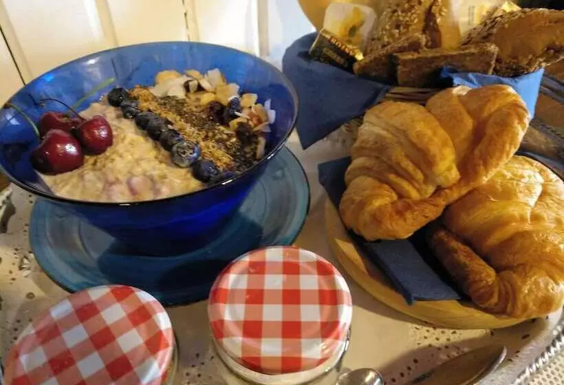 Хостел Zhimbad B&b By The Sea