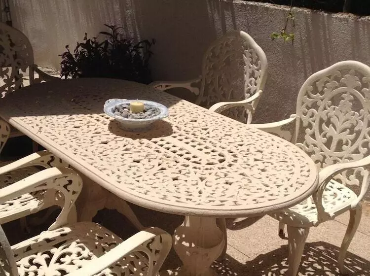 Хостел Zhimbad B&b By The Sea