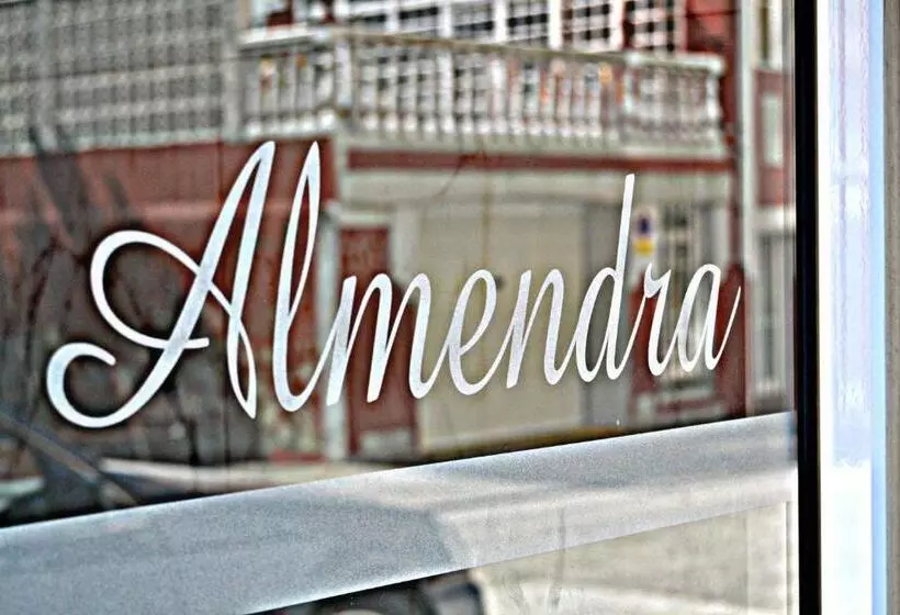 Hotel Almendra