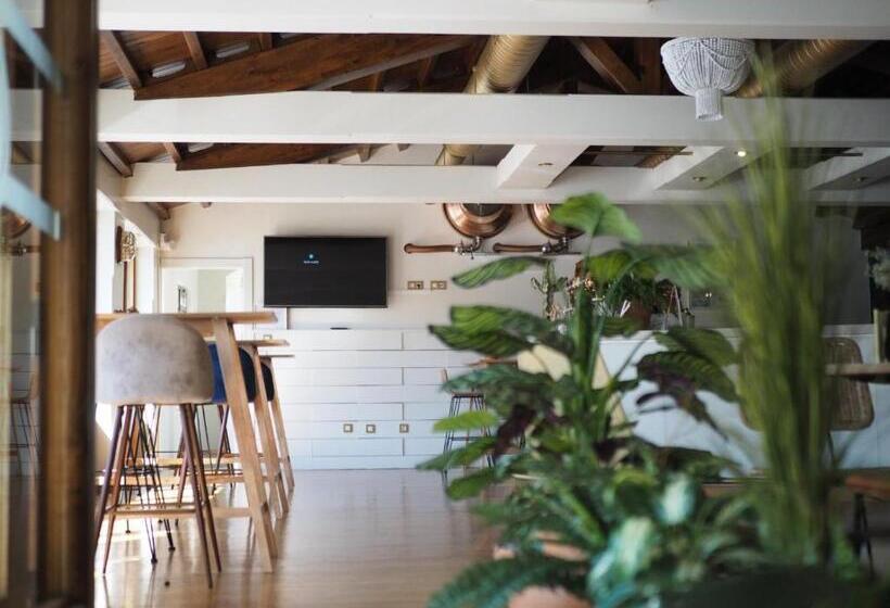 בית מלון כפרי As Hortensias