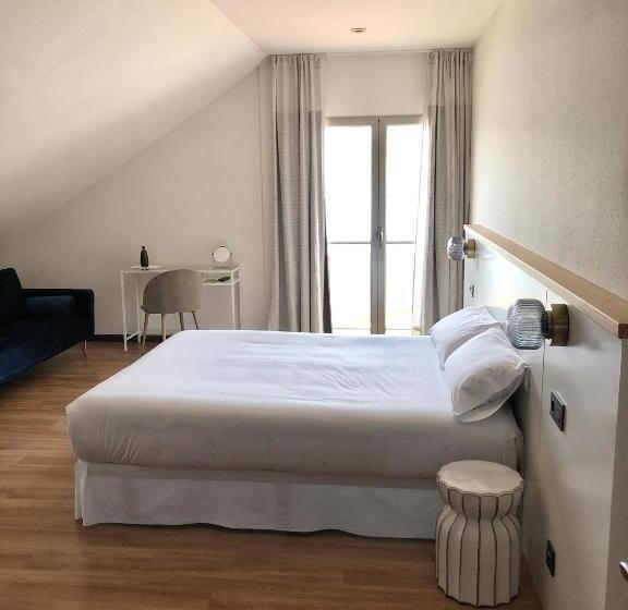 בית מלון כפרי As Hortensias