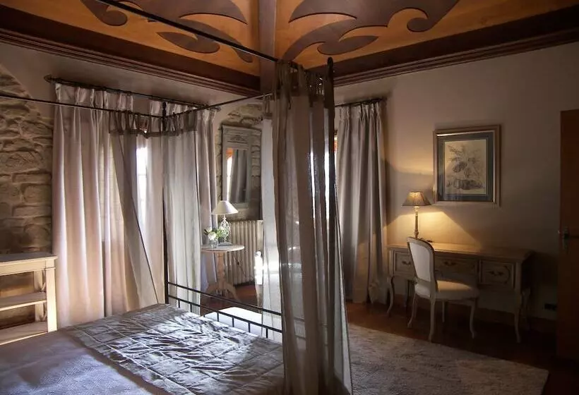 Hotel Castillo El Collado