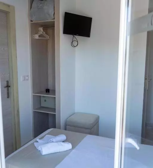 호텔 Coral Beach House & Food