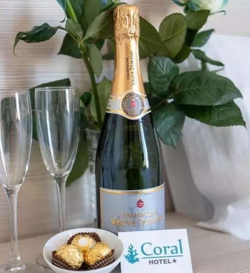 호텔 Coral Beach House & Food